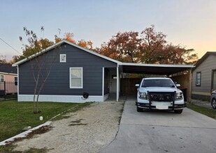 Building Photo - 14548 Gainesville St