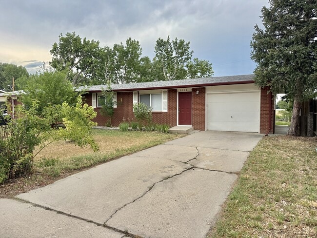 Building Photo - 5008 S Iowa Ave