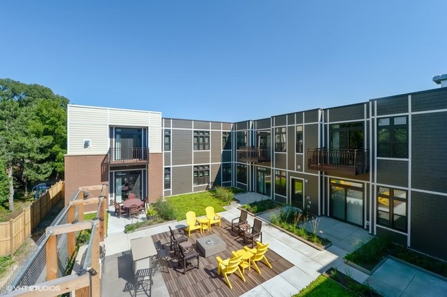 Building Photo - Harmonee Square Apartments