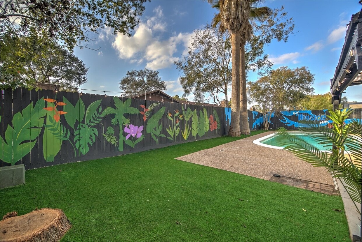 Building Photo - 7310 Corta Calle Dr