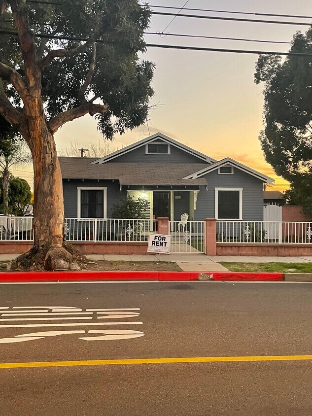 Primary Photo - 428 E Lime Ave