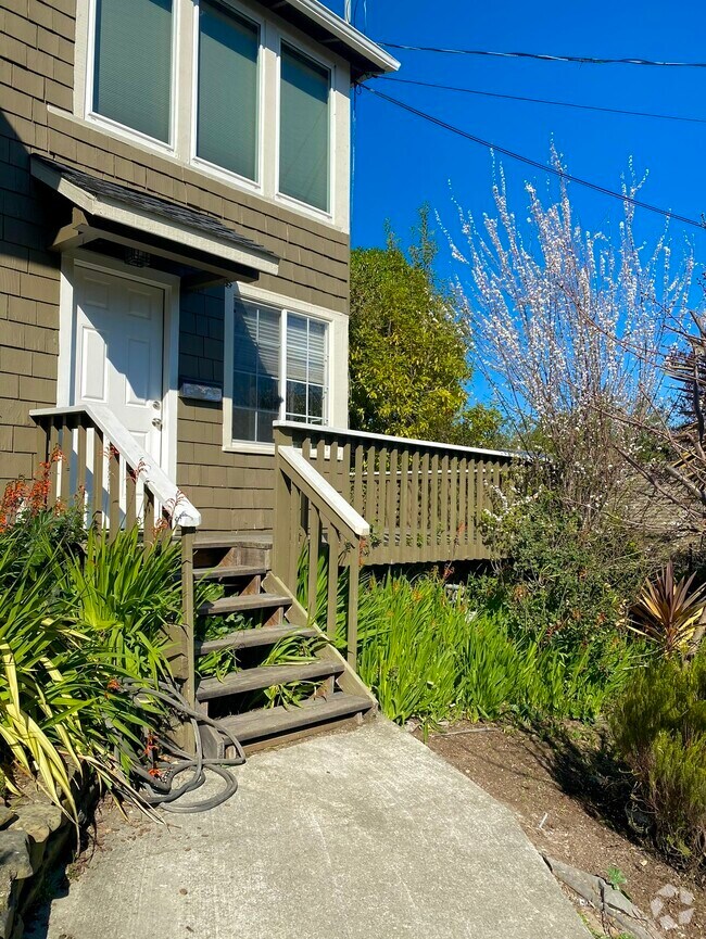 Tamalpais Valley Apartments for Rent with Extra Storage Mill Valley