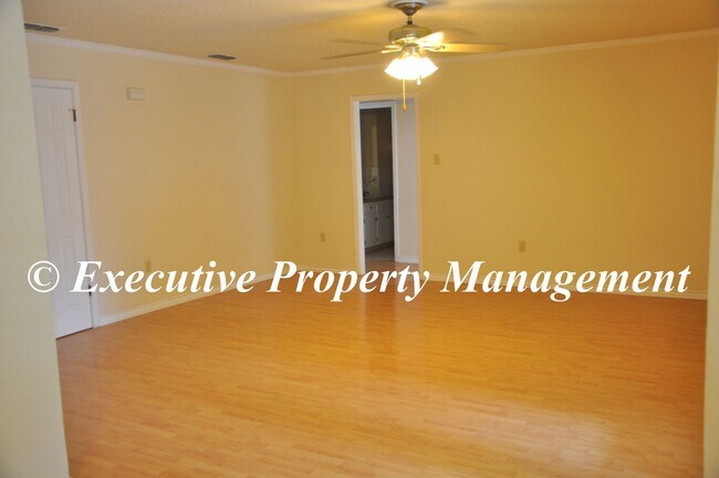 Building Photo - 1801 Dennis Street Copperas Cove, TX 76522...