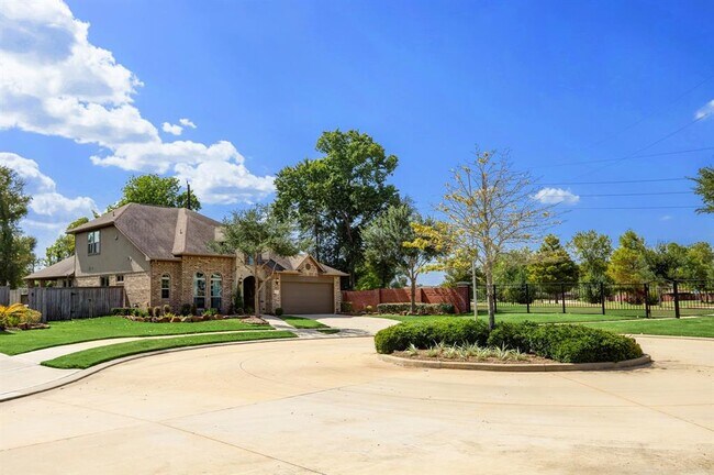 Building Photo - 5302 Pipers Creek Ct