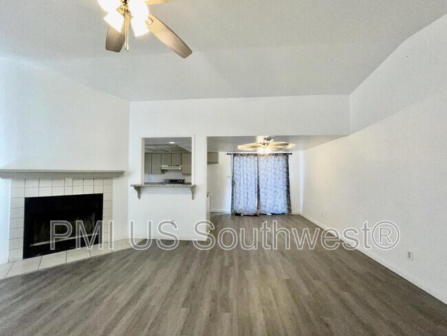 Building Photo - 1436 Paradise Ln