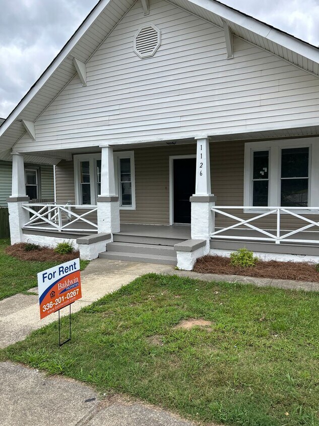 Foto principal - 1126 NE 25th St