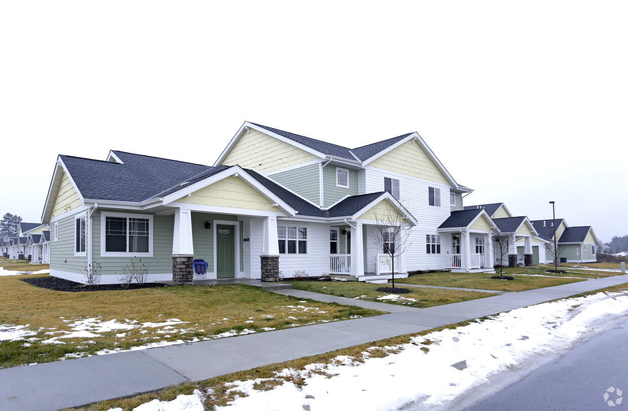 Primary Photo - Heritage Townhomes