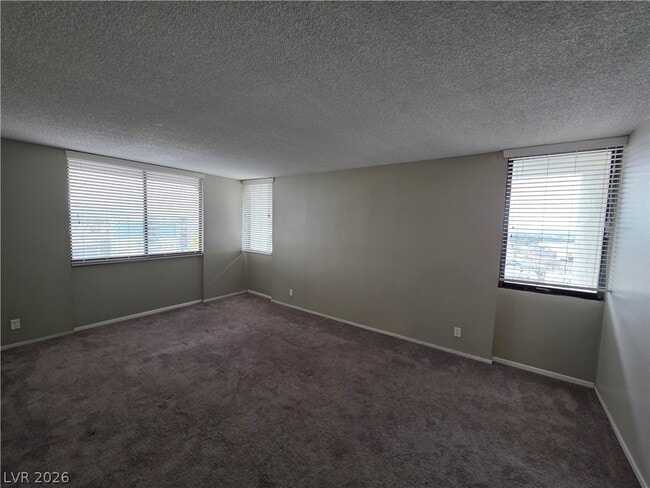 Building Photo - 3930 University Center Dr