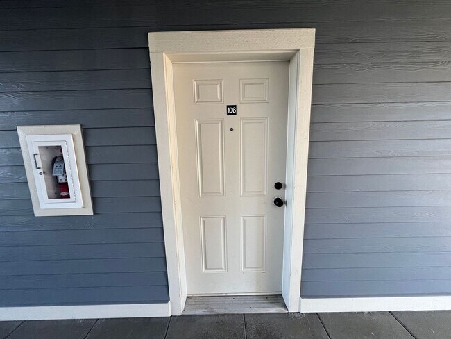 Foto del edificio - 910 Gladstone St