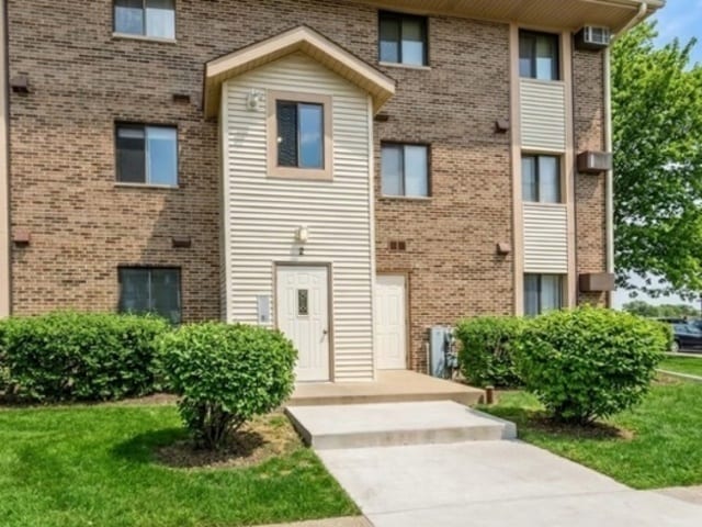 Building Photo - 2 Echo Ct