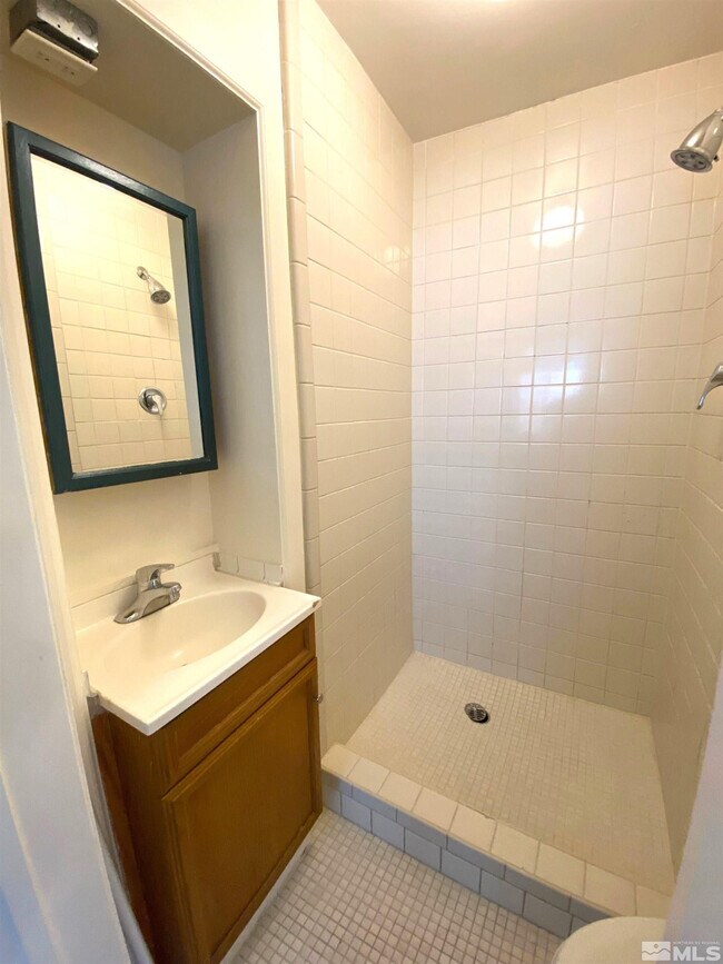 Foto del edificio - 514 7th St