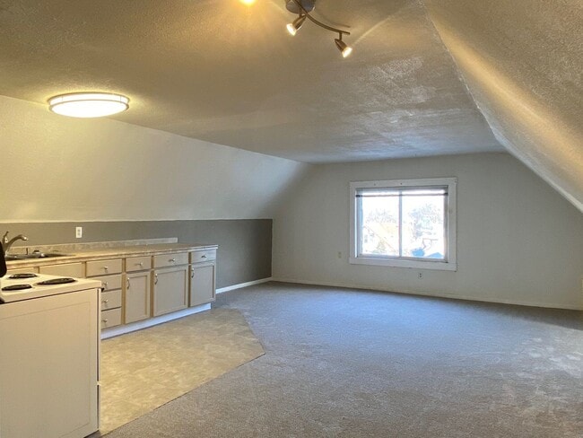 Building Photo - 3620 Lyndale Ave S
