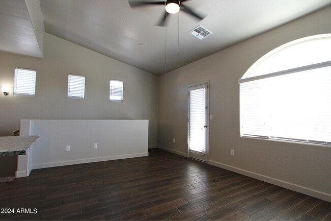 Building Photo - 240 W Juniper Ave