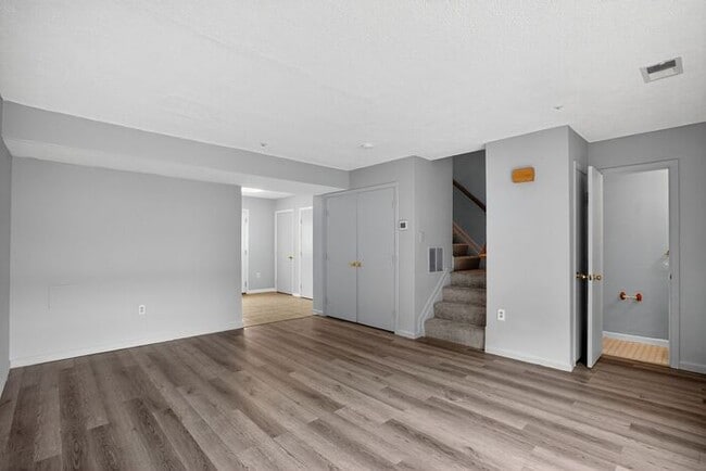 Building Photo - 46091 Maria Way