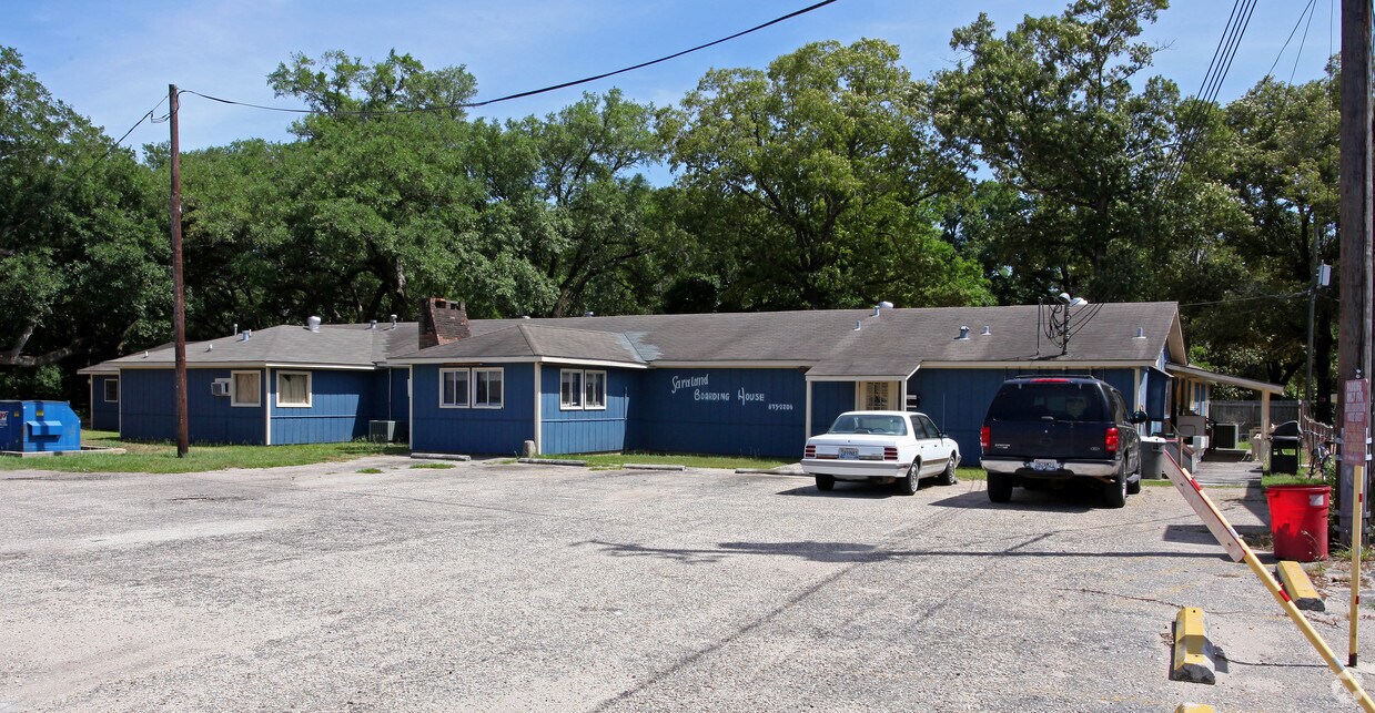 Primary Photo - 25 Anderson Rd