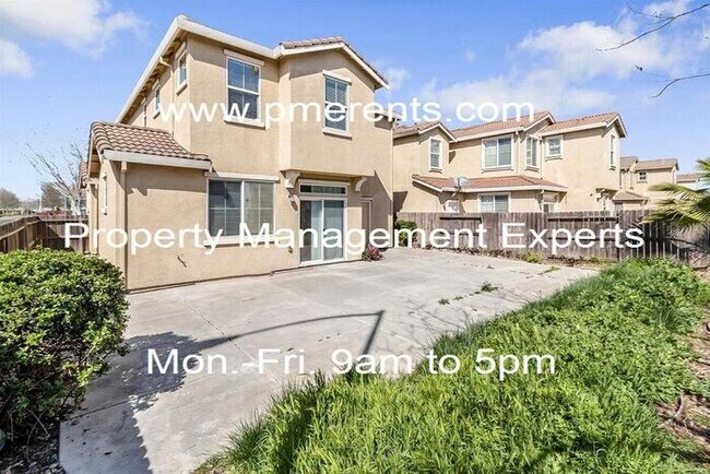 Foto del edificio - 1746 Silvershire Dr