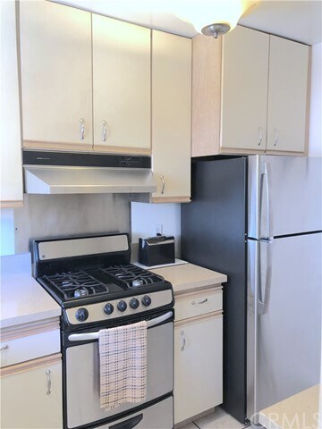 Foto del edificio - 4654 Denny Ave