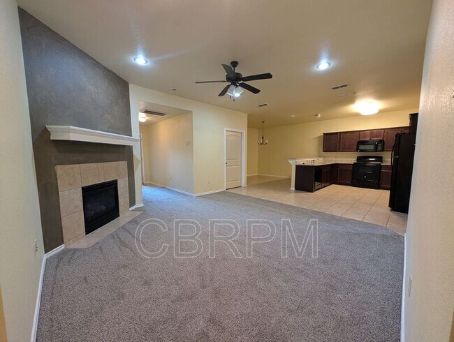 Building Photo - 3105 112th St