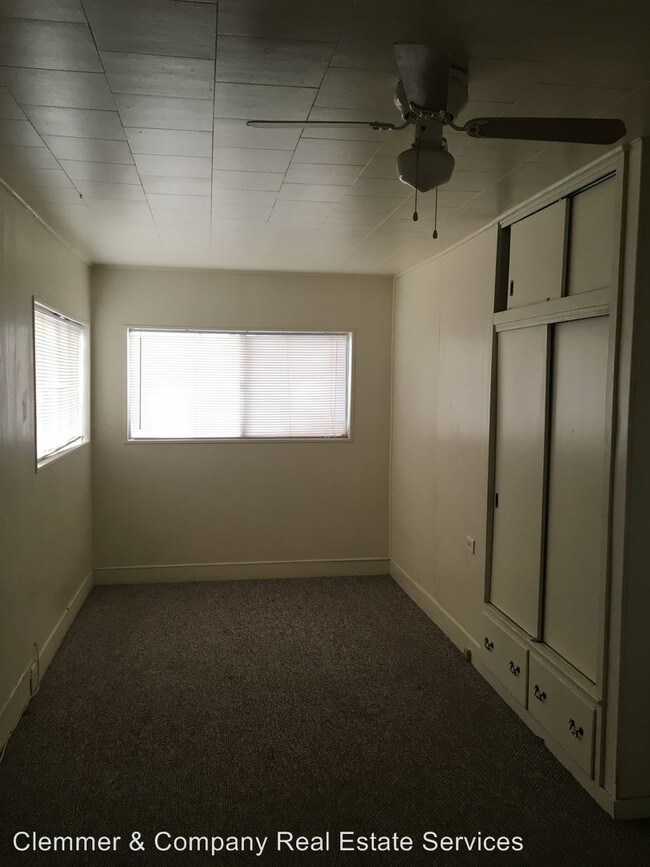 Foto del edificio - 319 San Emidio St