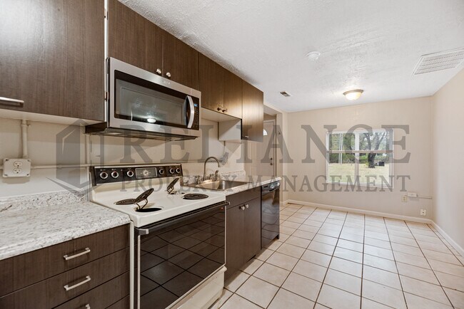 Foto del edificio - 508 N Tracy St