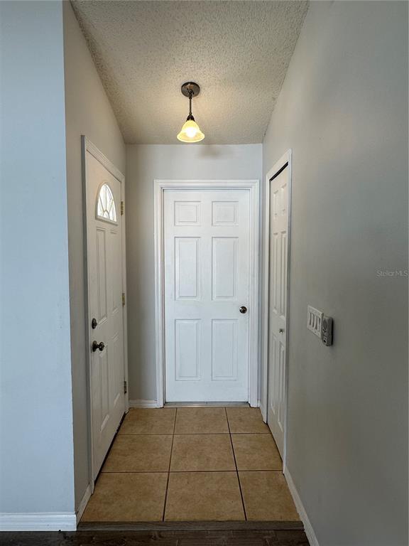 Foto del edificio - 106 N Hampton Ct