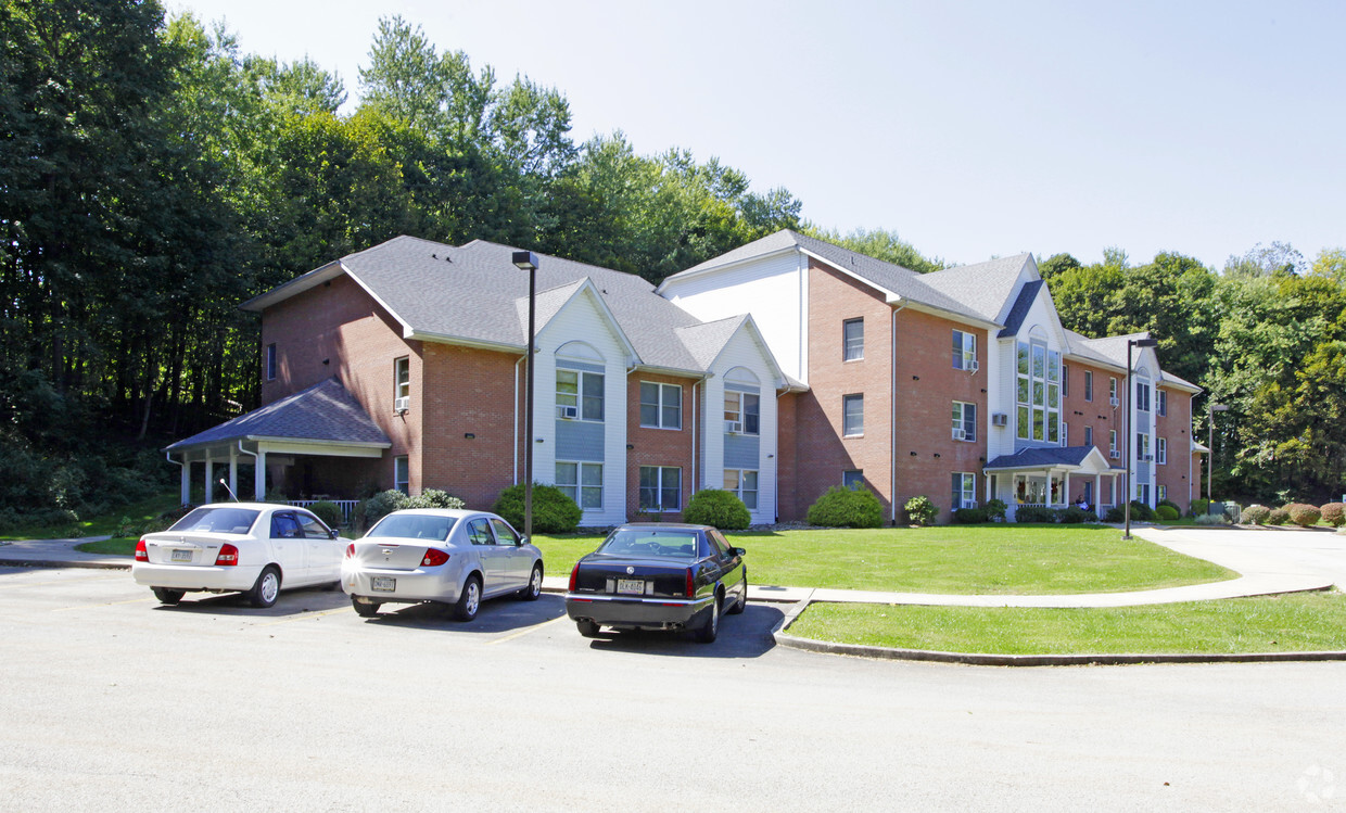 Primary Photo - Greenwood Apartments