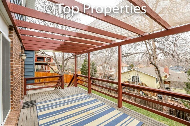 Foto del edificio - 10839 W 65th Pl