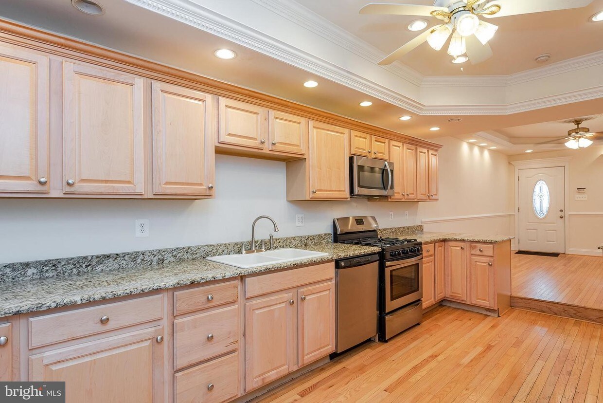 Foto principal - 1735 Light St