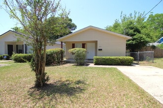 Building Photo - 2517 N 7th Ave