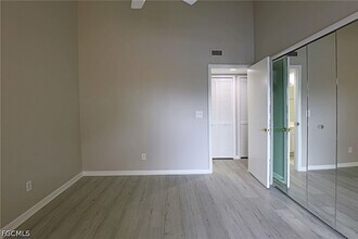 Building Photo - 8805 Lateen Ln