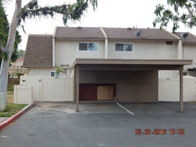 Foto del edificio - 3451 Columbia Ave