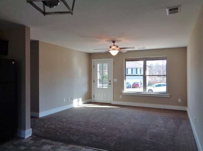Foto del edificio - Home For Rent Vance, AL - COMING SOON!