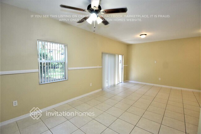 Building Photo - 12768 SW 49th Ct