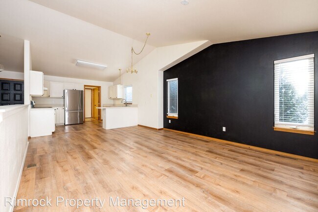 Building Photo - 2 br, 2 bath House - 1001 Victory Avenue