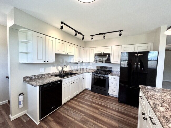 Foto del edificio - 495 Ash St