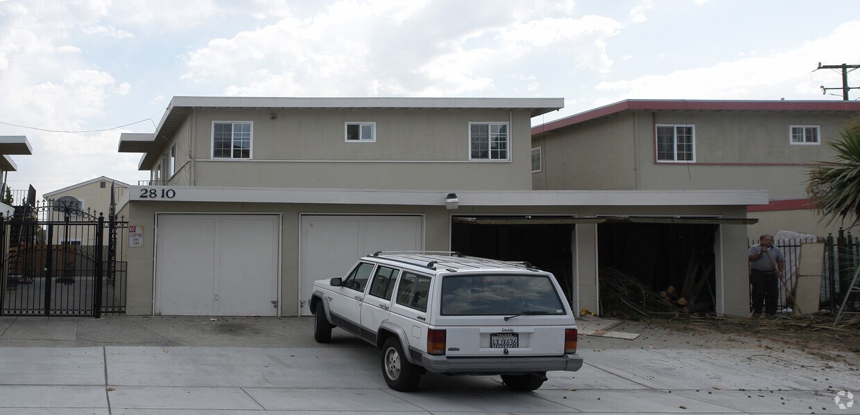 Foto principal - 2810 10th St