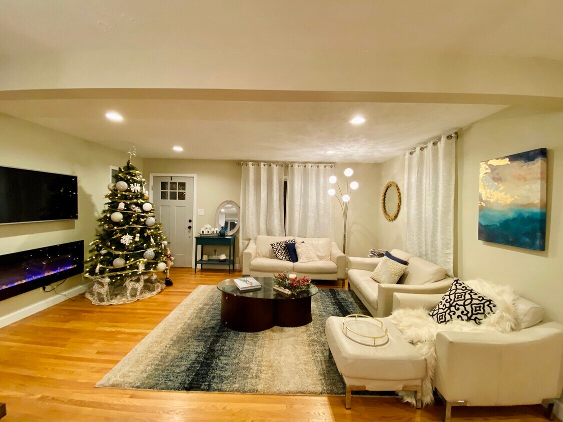 370 W New Jersey Ave, Southern Pines, NC 28387 House Rental in