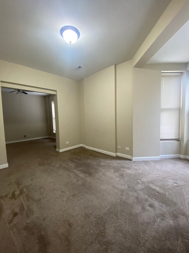 Foto del edificio - 731 N Wells St