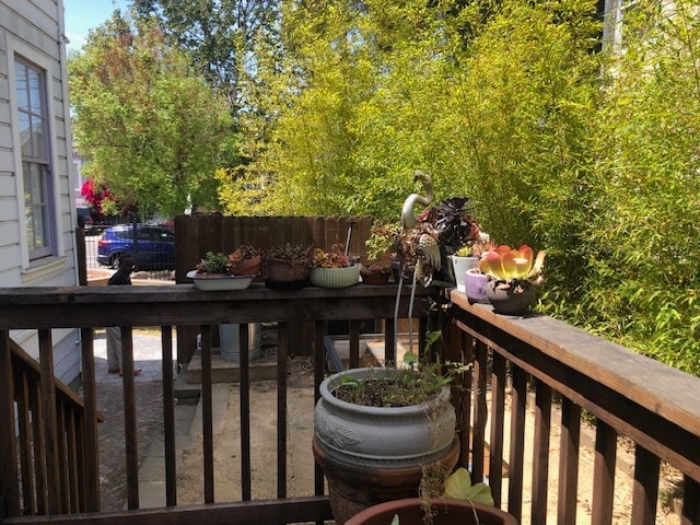deck - 1112 Peralta St