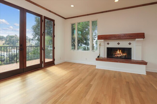 Building Photo - 3751 Sunswept Dr