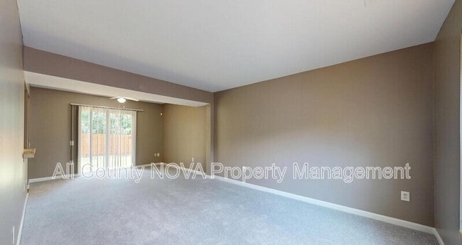Building Photo - 2757 Red Lion Pl