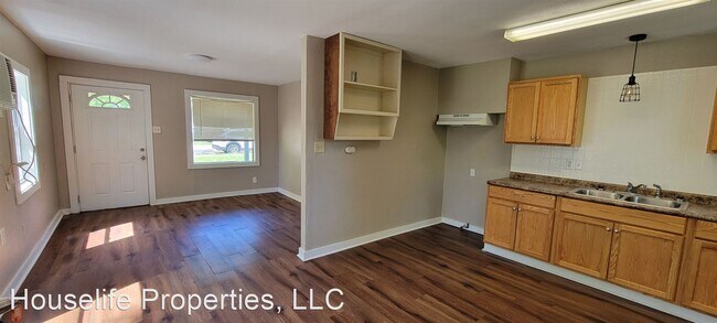 Building Photo - 3 br, 1 bath House - 3709 Powell St