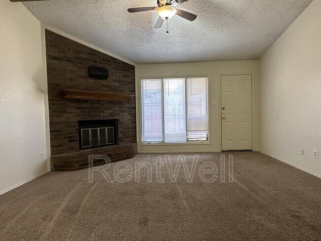 Foto del edificio - 6706 Grover Avenue - B