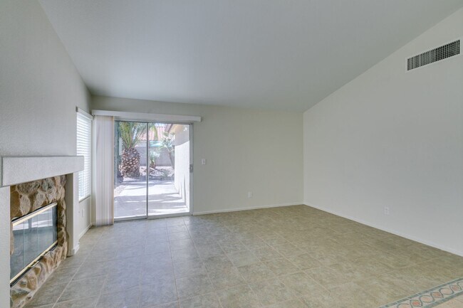 Building Photo - Cozy 3 bedroom single story house in Green Valley
