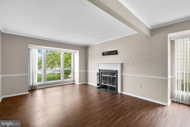 Foto del edificio - 7745 Chatfield Ln