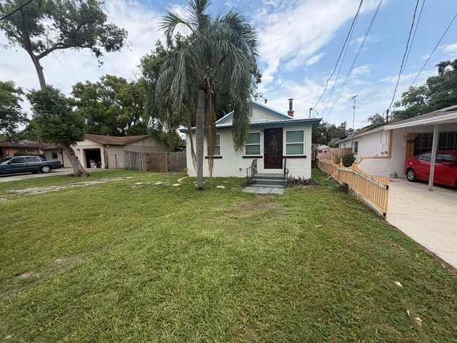 Photo - 8409 N Lynn Ave (Tampa, FL) House