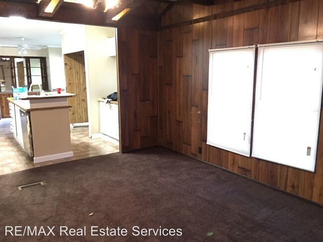 Foto del edificio - 7294 Golden Meadows Rd