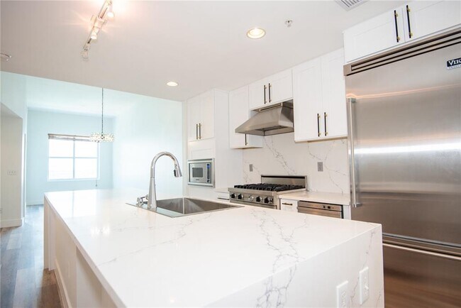 Foto del edificio - 1208 E Kennedy Blvd