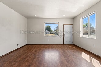 Building Photo - 2019 N Post St