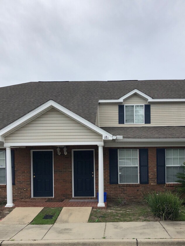 Front - 18 Guinevere Ln